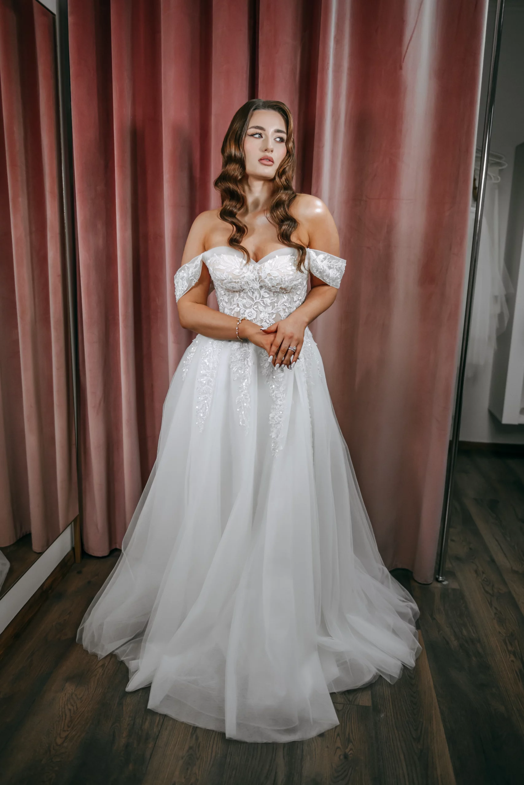 suknie-używane-gorsetowe